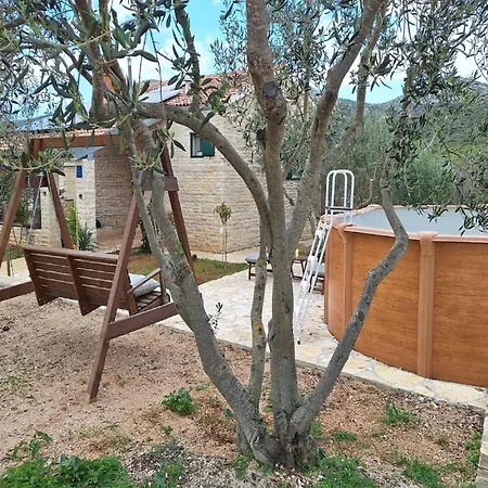 In Near And 度假居 Vrana (Zadar)